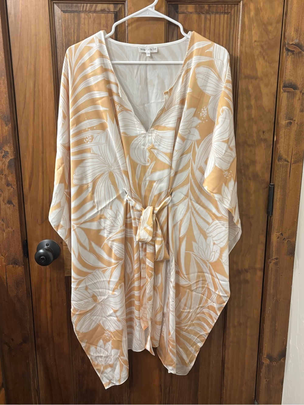 Wrap Up by VP Short Caftan Kimono